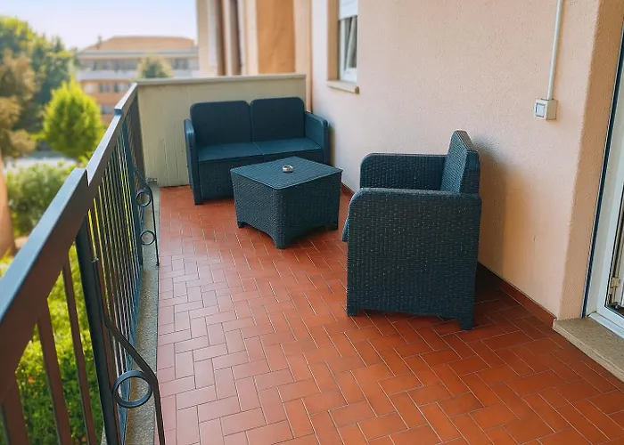 Maryhouse Apartament *